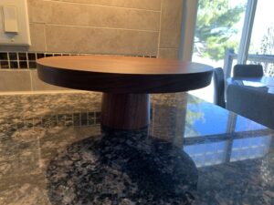 Pedestal Cake Stand (Walnut)